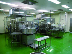 注射充填機（越生工場）