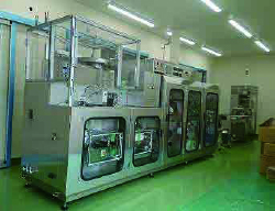 包装機（梅田工場）